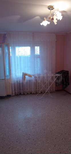 2-к. квартира, 67 м², 2/2 эт.