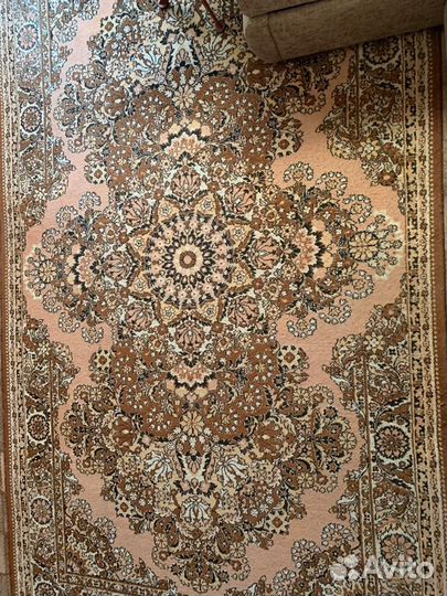 Ковер шерстяной