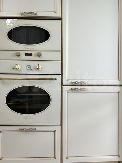 4-к. квартира, 127 м², 9/10 эт.