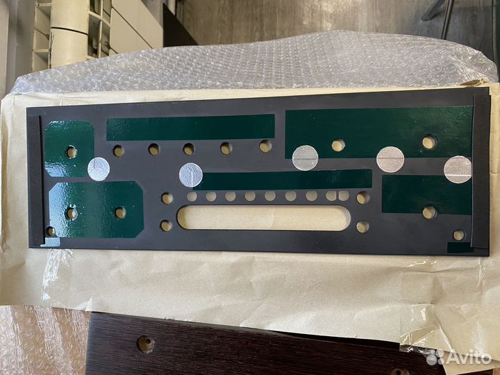 Панель на Усилитель McIntosh C32-34 Preamplifier