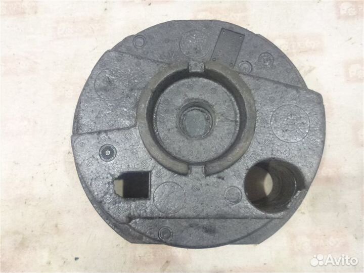 Ящик для инструментов Volkswagen Golf 5K1 cgga