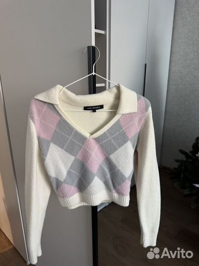 Свитер укороченный love republic