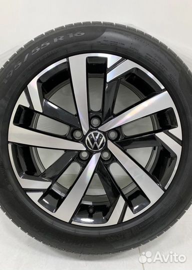 Новые Volkswagen Polo (Torsby), Pirelli 195/55 R16