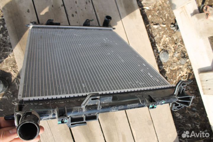 Радиатор охлаждения Hyundai Creta