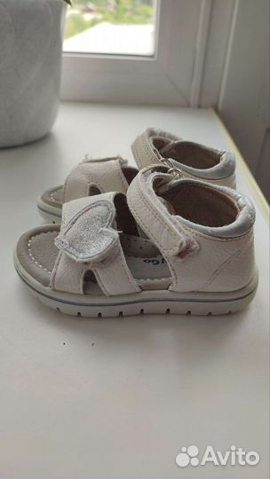 Сандали для девочки
