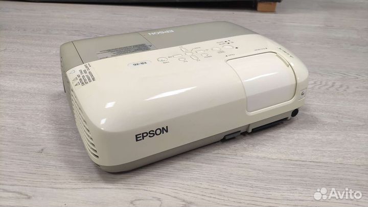 Проектор epson