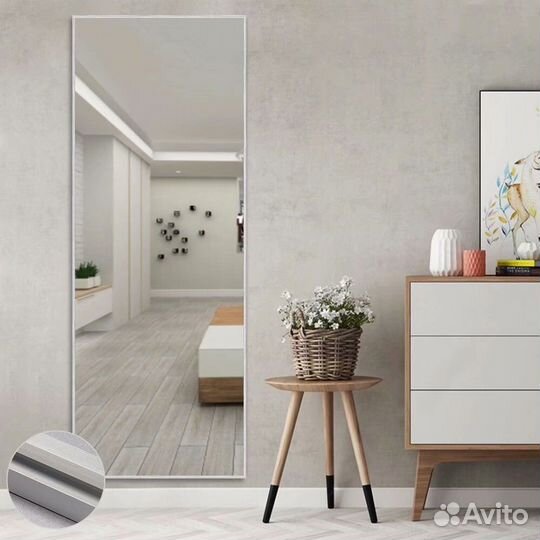 Зеркало в серебряной раме 70*145см