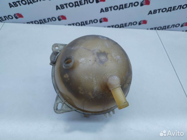 Бачок расширительный Volkswagen Golf MK4 1999 г.в