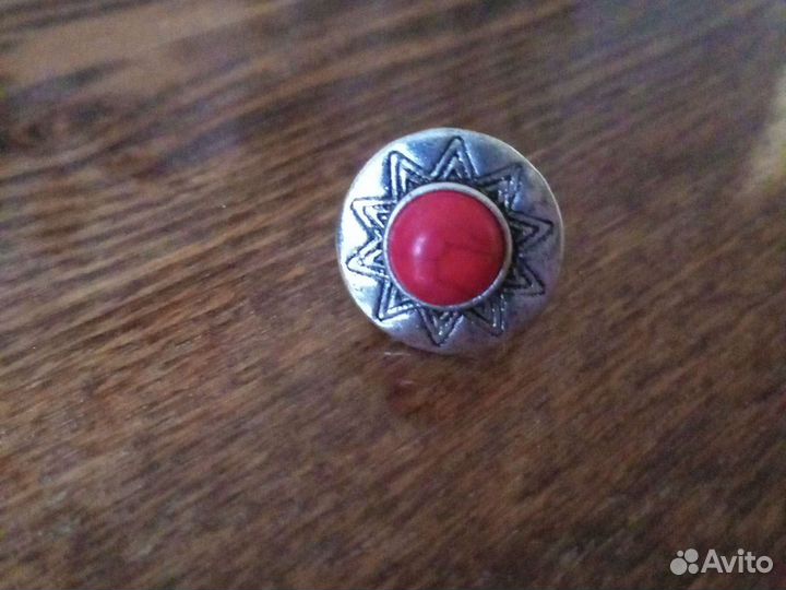 Кольца разные