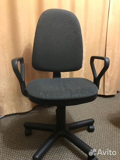 Компьютерное кресло