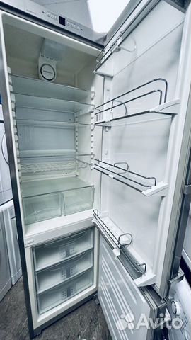 Холодильник Liebherr объявление продам
