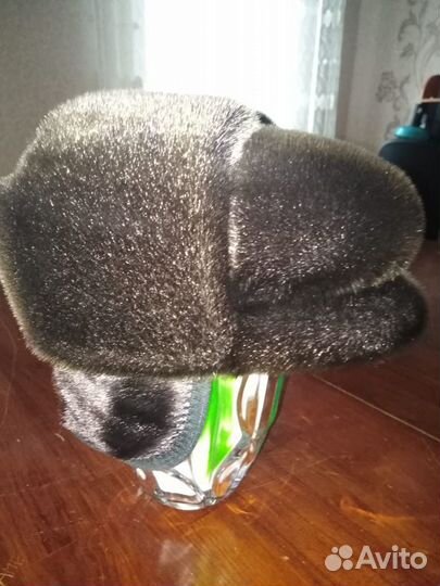 Меховая мужская шапка