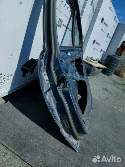 Правая дверь задняя BMW E39 в хорошем состоянии