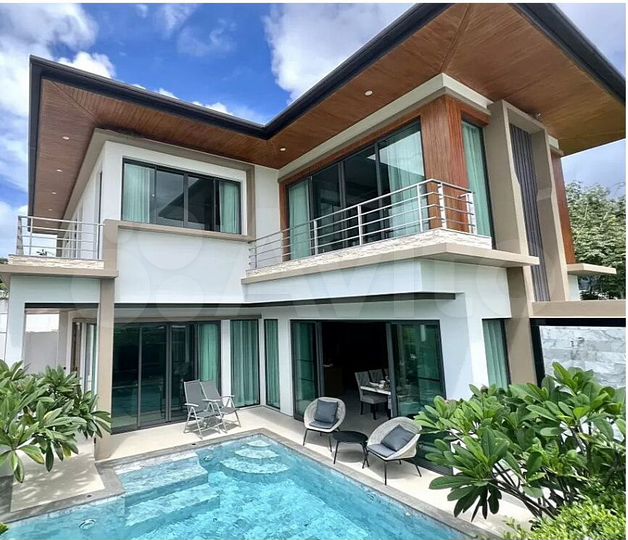 Дом 175 м² на участке 4,5 сот.