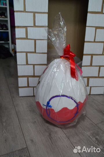 Киндер сюрприз Мега Яйцо