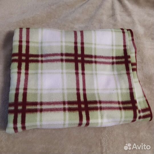 Плед флисовый 160 см на 160 см