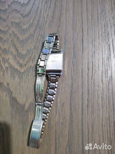 Часы наручные женские Слава