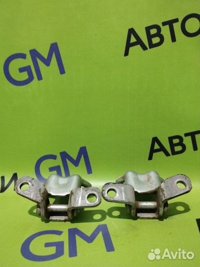 Петля двери задняя левая Ford Ranger wlat 2008