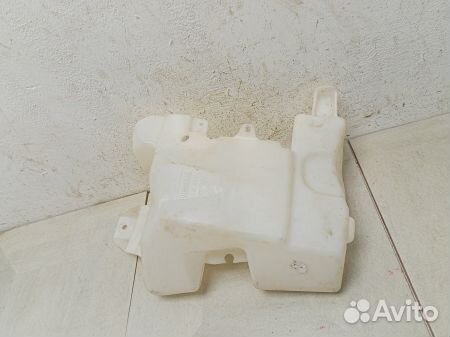 Бачок омывателя Ниссан