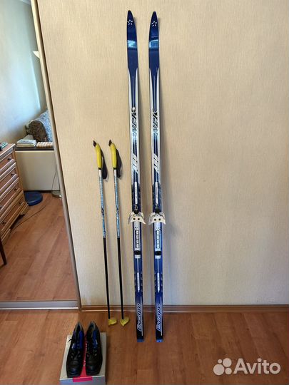 Лыжи классические (+ботинки и палки)