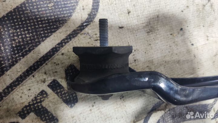 A9605284540 Кронштейн воздухозаборника Actros MP4