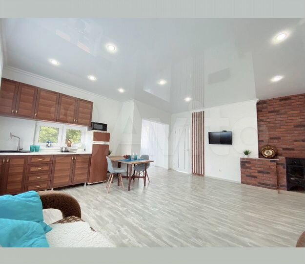 Дом 100 м² на участке 5 сот.