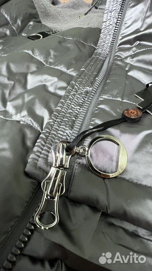 Новая Куртка женская р 60-62