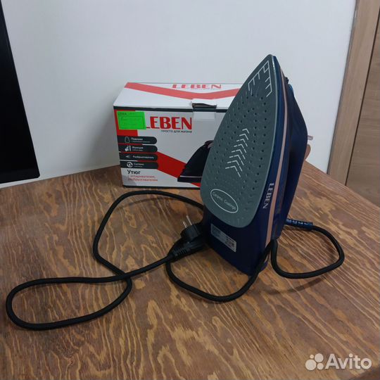 Утюг Leben 249-045 (состояние нового)