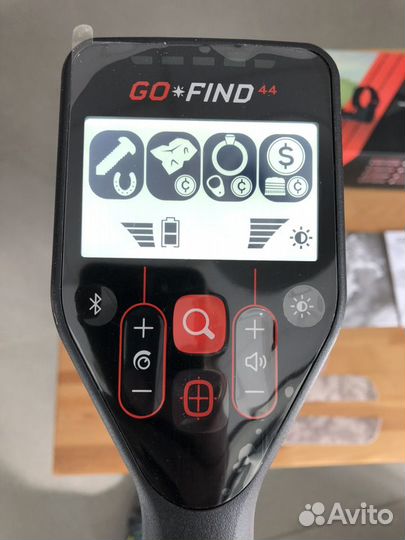 Металлоискатель Minelab GO-Find 44