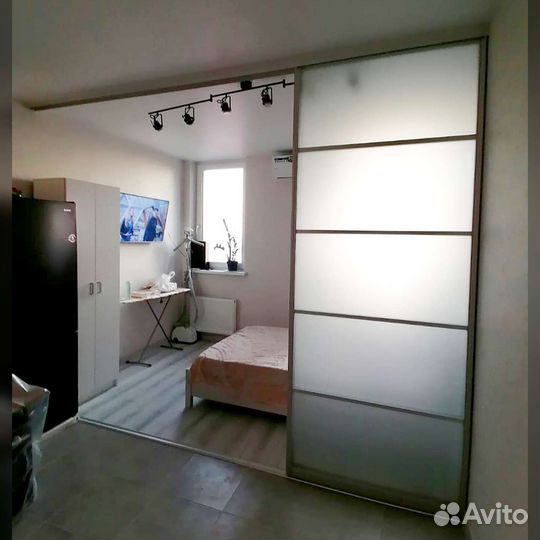 Межкомнатная раздвижная перегородка, двери-купе