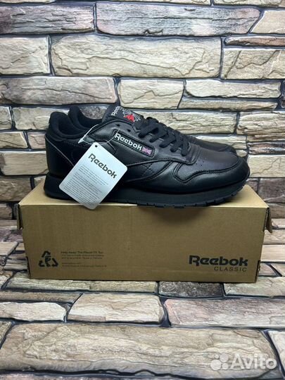 Кроссовки reebok classic black натуральная кожа 42