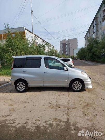 Toyota Funcargo 1.3 AT, 2004, 299 000 км