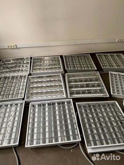 Светильник потолочный armstrong