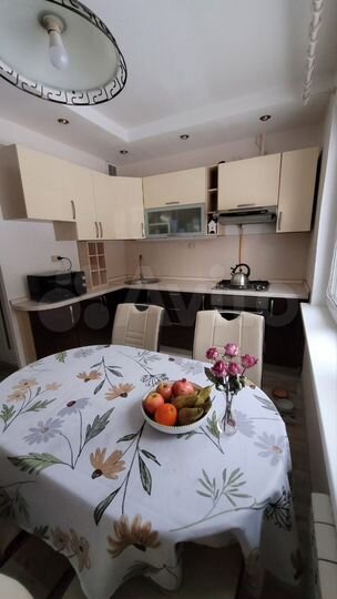 2-к. квартира, 54,5 м², 1/10 эт.