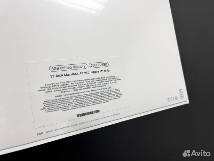 Apple MacBook Air M1 8/256Gb+Аксессуар