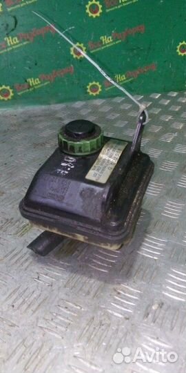 Бачок гидроусилителя руля Audi А80 седан 1.8