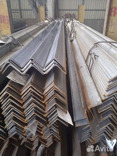 Уголок металлический 32х32х4 длина 6м Ст3