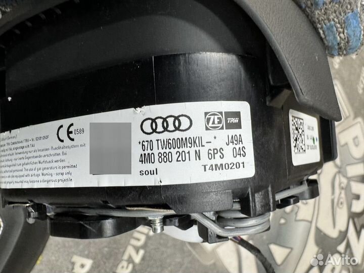 Подушка безопасности в руль Audi Q7 4M