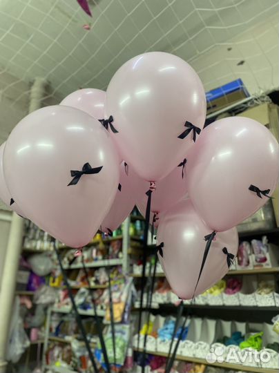 Воздушные шарики с гелиемс бантиками