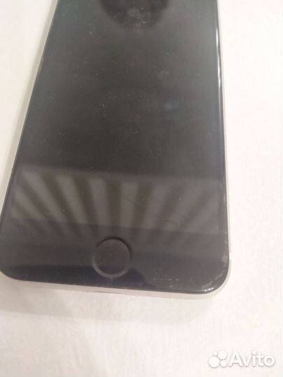 iPhone SE (2020), 128 ГБ