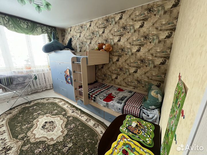 Двухъярусная кровать бу с матрасами