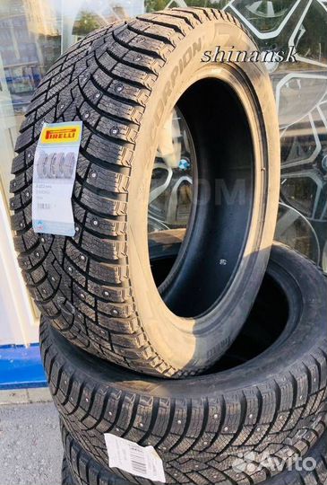 Pirelli Scorpion Ice Zero 2 285/35 R22