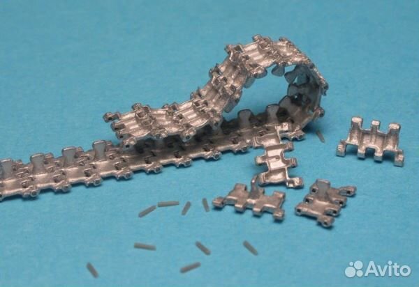 MTL-35040 1/35 Tracks for BMD-1 / BMD-2