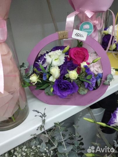 Цветы,шары с гелием,вазы,горшки для цветов