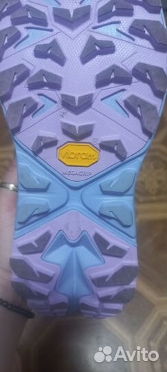 Кроссовки женские 38 размер новые