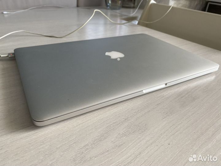 Топовый Apple MacBook Pro 2015