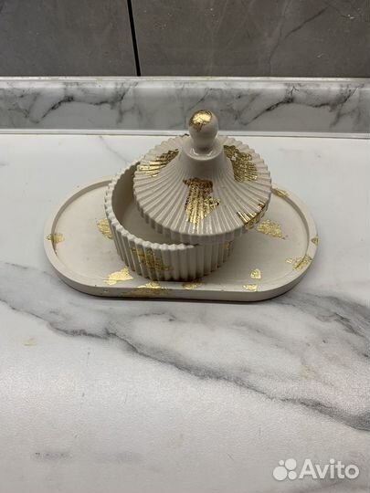 Набор декоративный (шкатулка с подставкой)