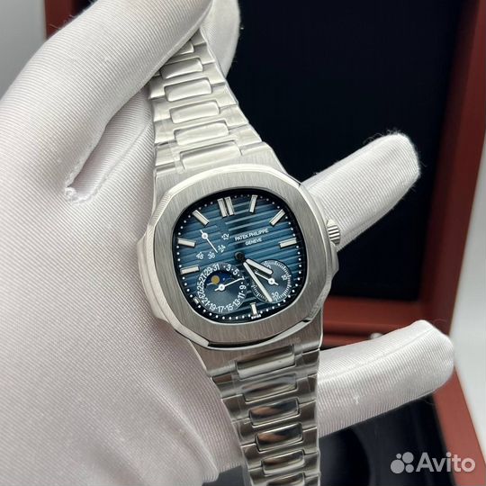 Премиум механика Patek Philippe Nautilus Moonphase