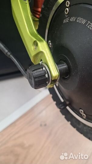 Заглушки оси White Siberia Sputnik/Halten Tornado