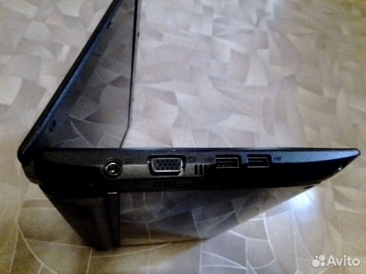 Нетбук Acer aspire one D260